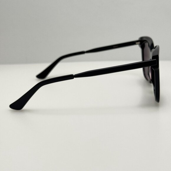 Quince Sunglasses Luca Black Polarized main image 6